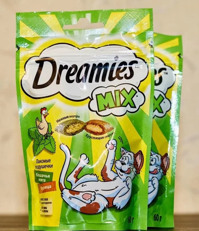 Lakomstvo Dreamies s kuritsey i myatoy, 2 sht (Лакомство Dreamies с курицей и мятой, 2 шт), Mixed Breed (Kotyata Darom)
