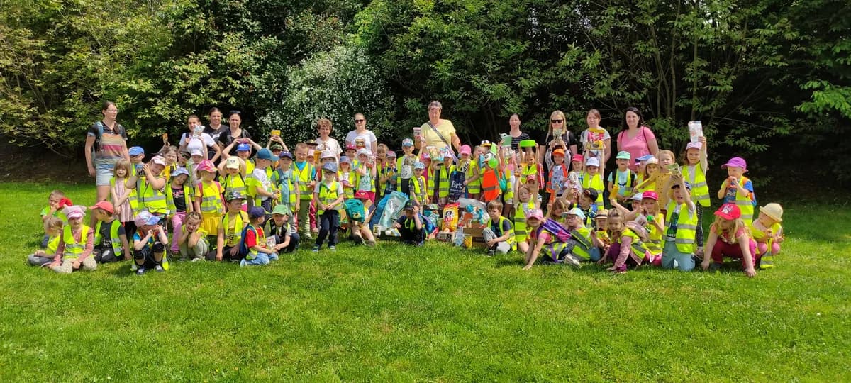 Poděkování MŠ Paskov,  Mixed Breed for adoption at Psí útulek