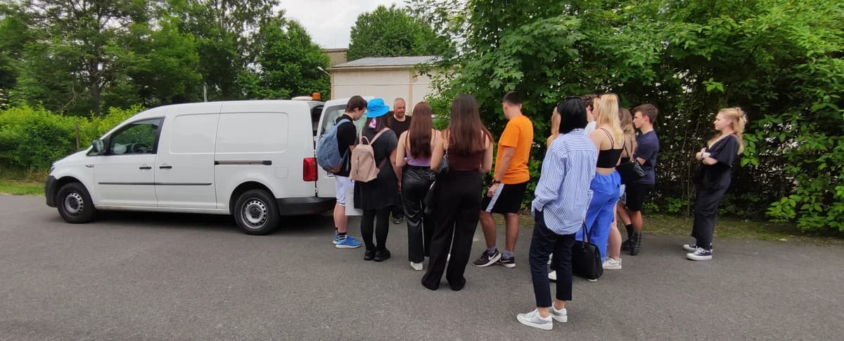 Velké „Děkujeme“ gymnáziu EDUCAnet,  Mixed Breed for adoption at Psí útulek — photo 4 of 4