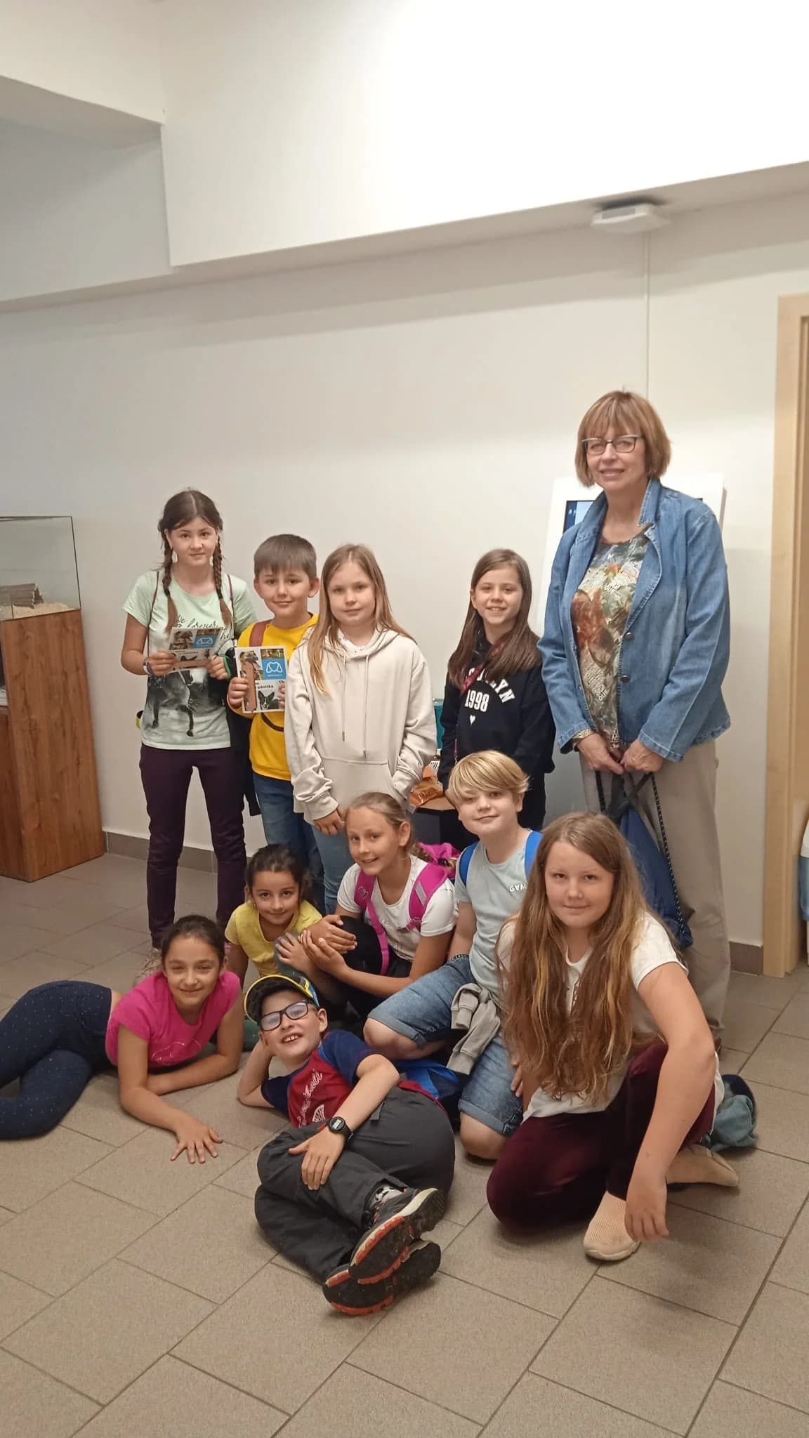 Poděkování ZŠ Chrustova,  Mixed Breed for adoption at Psí útulek