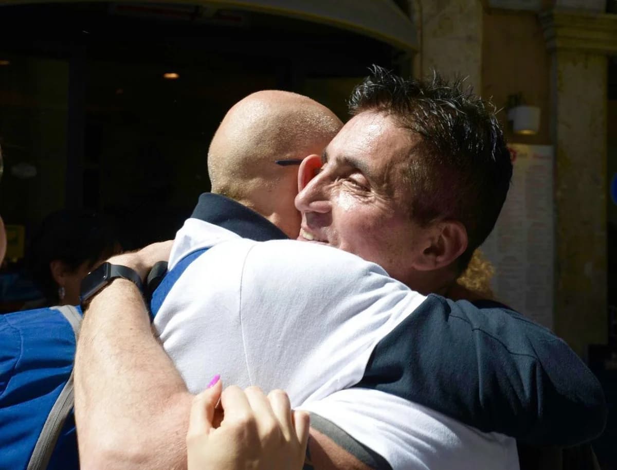 FAC-SIMILE DENUNCIA #NoTorturePerGliAstici, male Mixed Breed for adoption at Animalisti Italiani