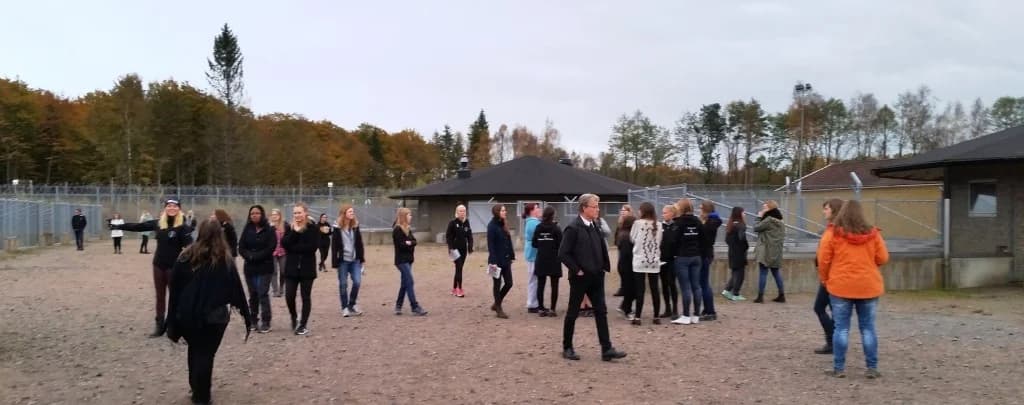 SLU Uppsala på studiebesök hos SPCA,  Mixed Breed for adoption at SPCA Sweden, Örkelljunga